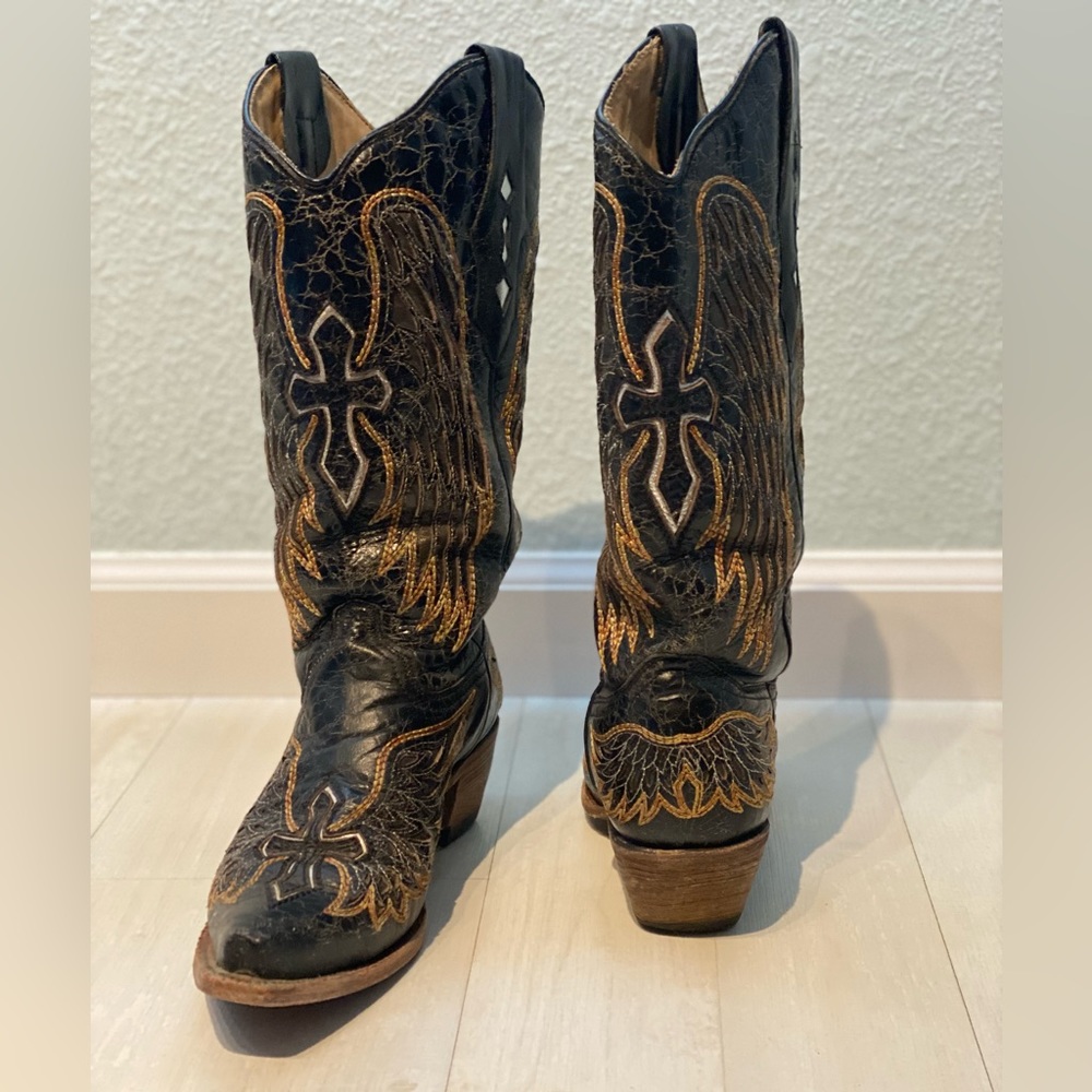 Black Corral cowgirl boots
